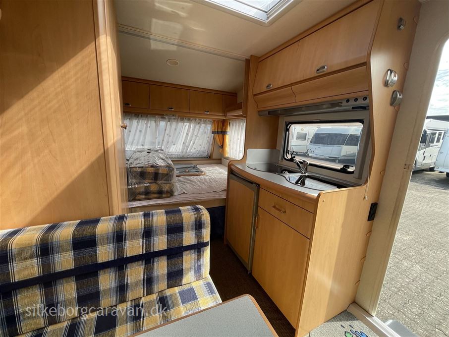 Hobby De Luxe 400 SB